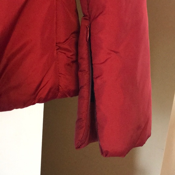 Red Puffer jacket - Picture 2 of 2